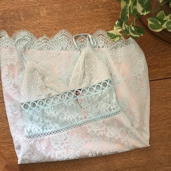 VS Eyelash Lace Slip Dress - Picture 3 of 6